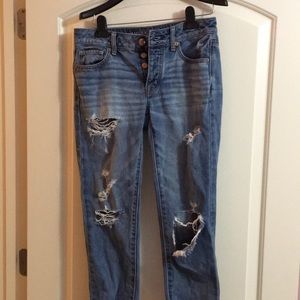 AE distressed jeans! LIKE NEW